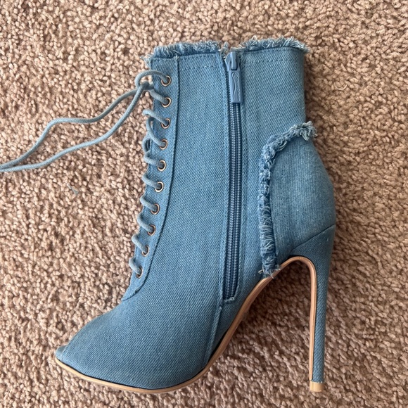 Women's Frayed Denim Peep Toe Stiletto Booties  Lace Up Size 6 - Picture 5 of 14